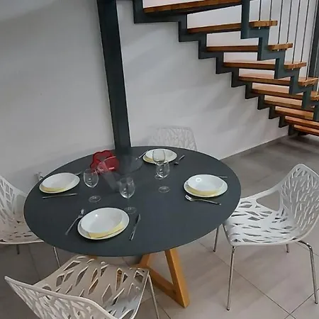 Diana's Place Дом отдыха *