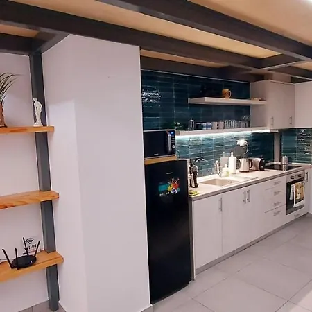 Diana's Place Дом отдыха