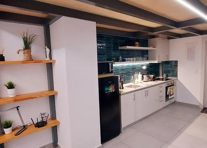 Diana's Place Дом отдыха
